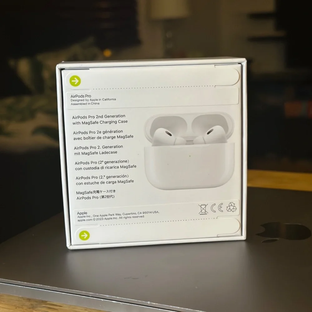 Airpods Pro 2nd Generation - Picture 2 of 4